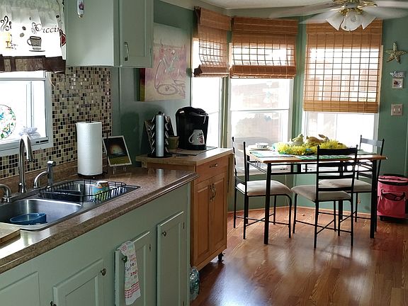 Kitchen area