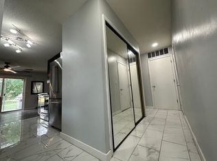 8685 Maplebrook Pkwy N, Brooklyn Park, MN 55445