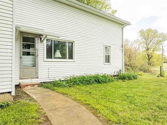 3rd image of 2934 State Road 122