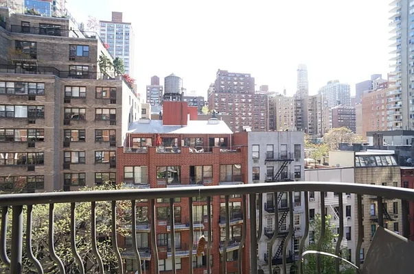 Rented by Citi Habitats | media 22