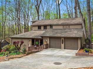 3865 Mabry Rd NE, Roswell, GA 30075