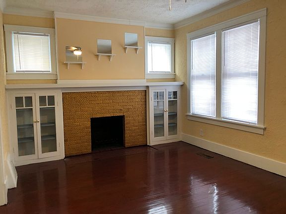 2nd image of 1010 E Republic St