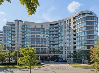 18 Valley Woods Rd #915, Toronto, ON M3A 0A1