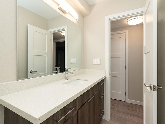 5th image of 410 102nd Ave SE APT 4