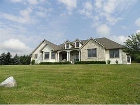 2nd image of 27 Edelweiss Ln
