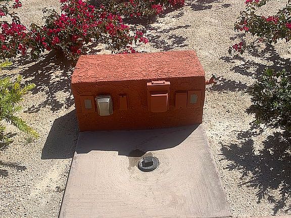 4th image of 86173 Arrowood Ave