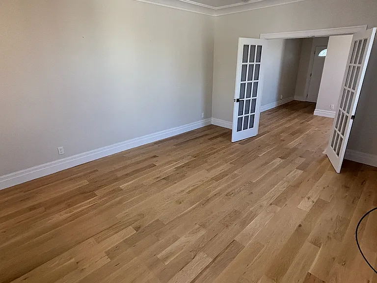 100 Deer Park Ave #3 — Photo 5