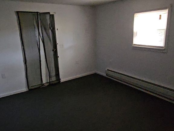 3rd image of 801 W 7th St #2
