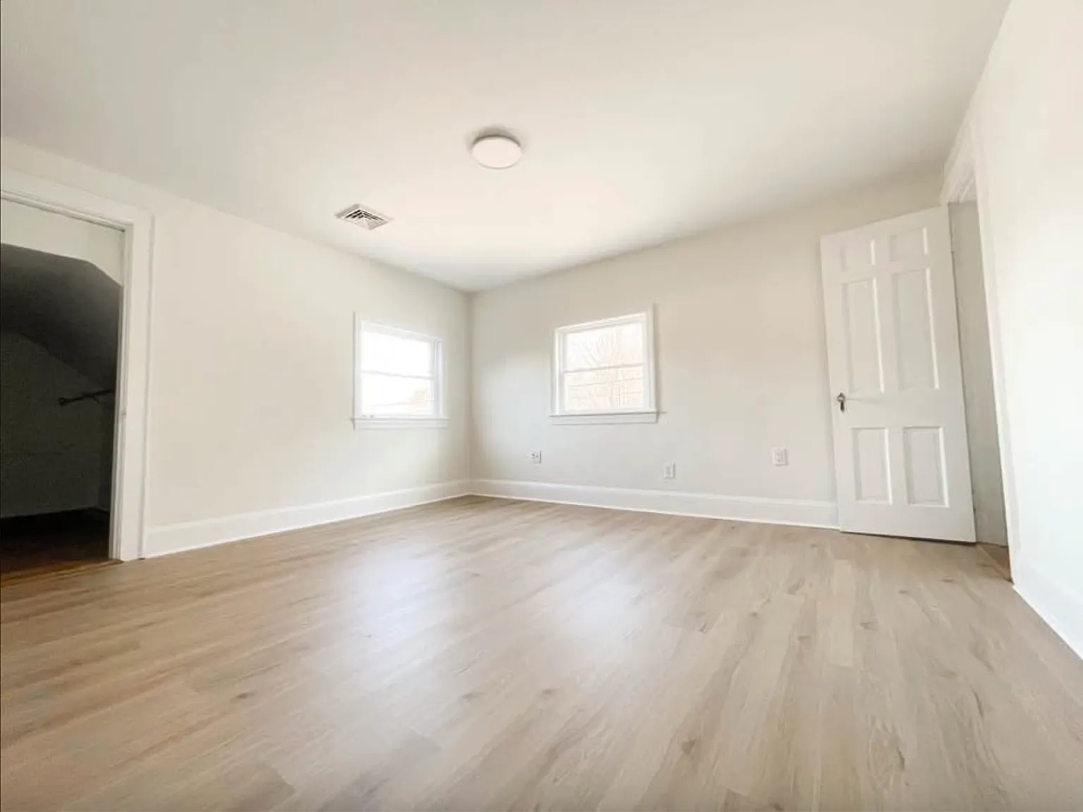 1 bed, 750 sqft, $2,100 — Photo 2