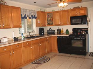 597 Mammoth Rd, Dracut, MA 01826