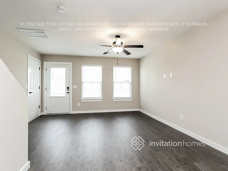 202 Emmett Dr — Photo 4