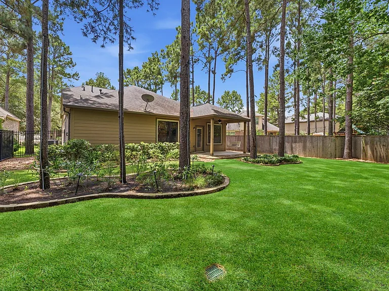 34 Sawbridge Cir — Photo 31