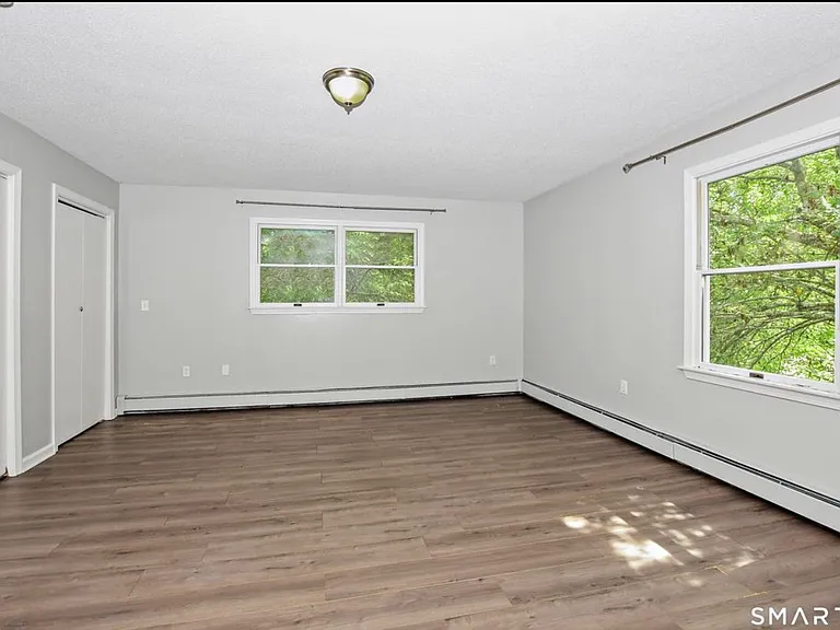 289 Salem Tpke — Photo 16