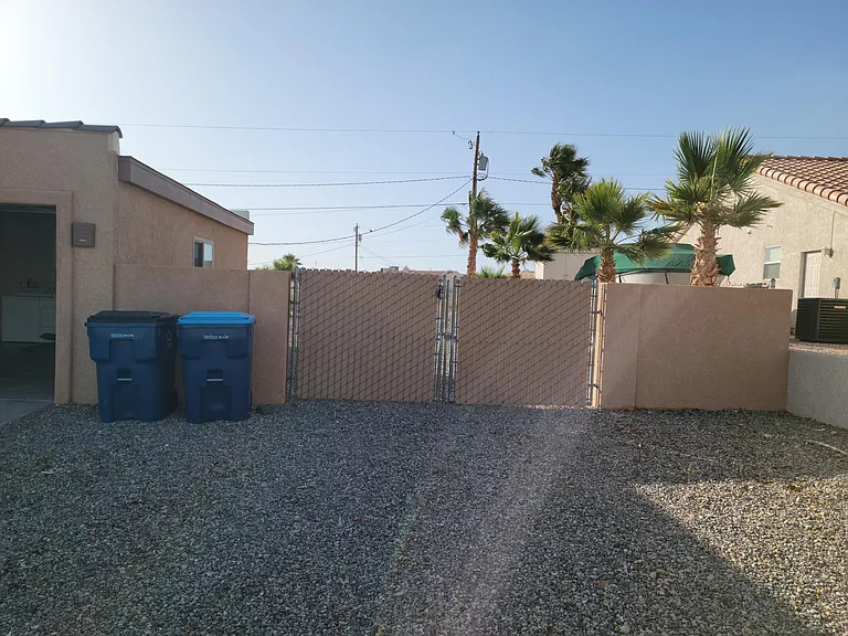 3949 Lunar Dr — Photo 20