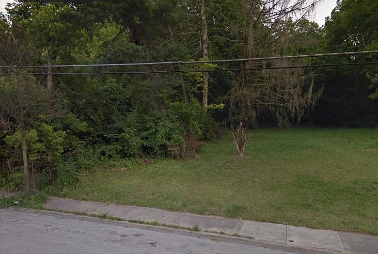 1st image of 1815 S Baltimore Ave