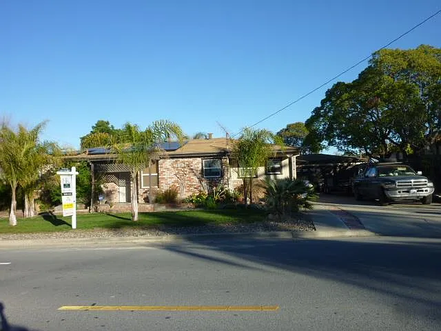 1821 Valley View Rd photo 1