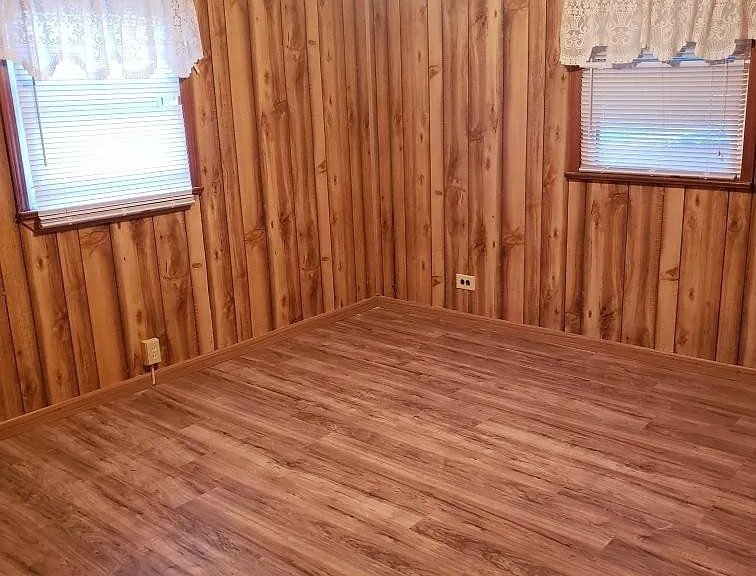 366 Avery Ave — Photo 6