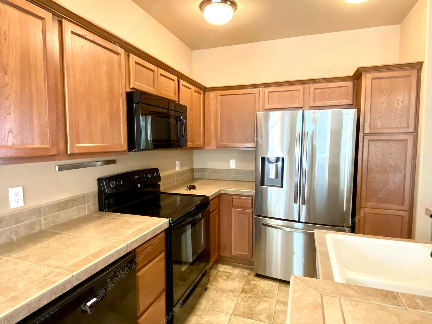 3 BR home in a great NE Bend neighborhood! — Photo 2