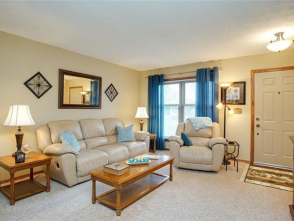 5th image of 3658 Creekwood Ct