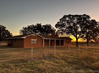 1565 Indian Hills Rd, Ardmore, OK 73401