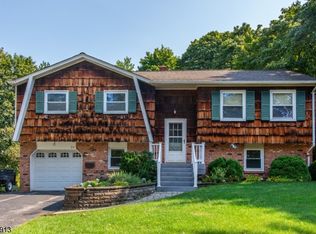 29 Fairview Ave, Newton, NJ 07860