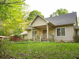 21 Connacher Rd, Ghent, NY 12075