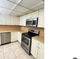 6930 NW 186th St APT 417, Hialeah, FL 33015