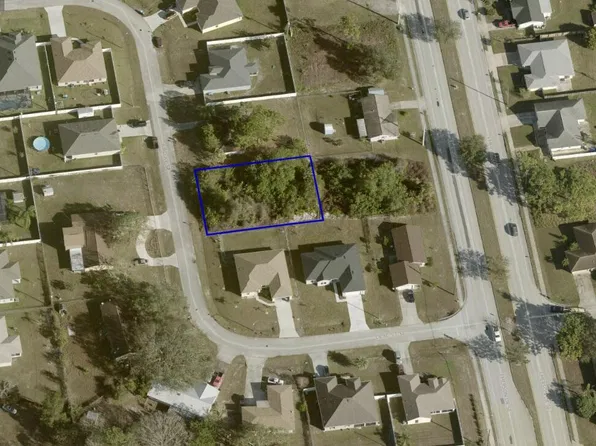 571 Bird Ave SE, Palm Bay, FL 32909