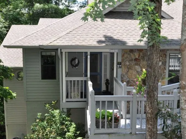 57 River Club Villas Dr, Sapphire, NC 28774