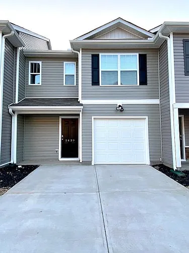 1439 N Cardiff Trl Photo 1