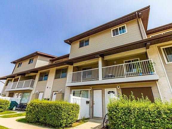2nd image of 200 Brookpark Dr SW #523