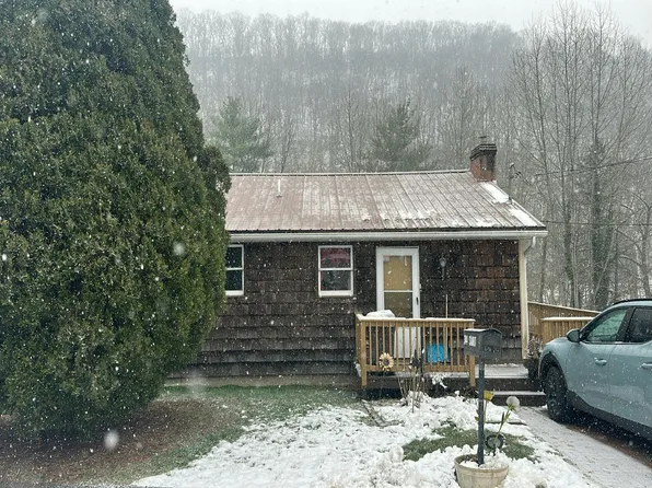 344 Sandt St, Catawissa, PA 17820