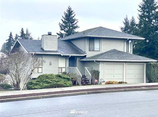 2708 NE 4th Ct, Renton, WA 98056