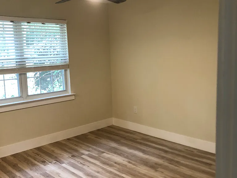 140 Coach Lee Hill Blvd #140B — Photo 8