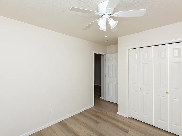 Second bedroom