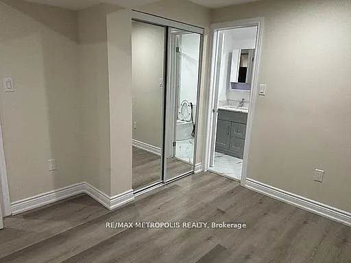 1335 Aldsworth Cres #BASEMENT — Photo 17