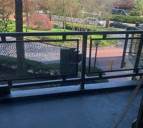 2nd image of 95A Morgan St #10L