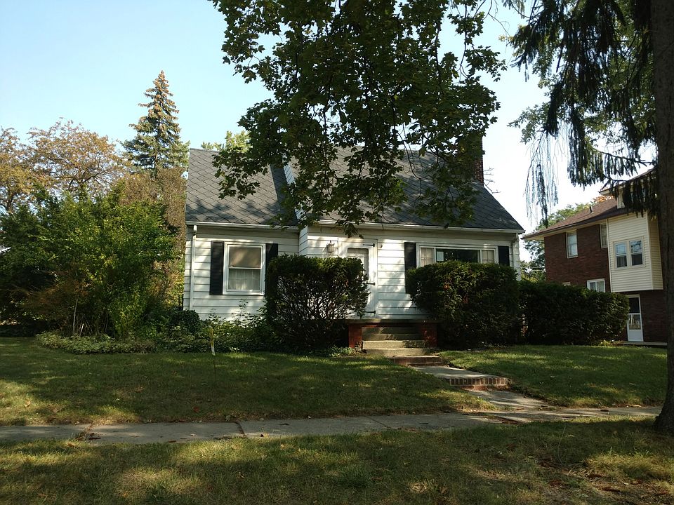 1st image of 1602 W Shiawassee St