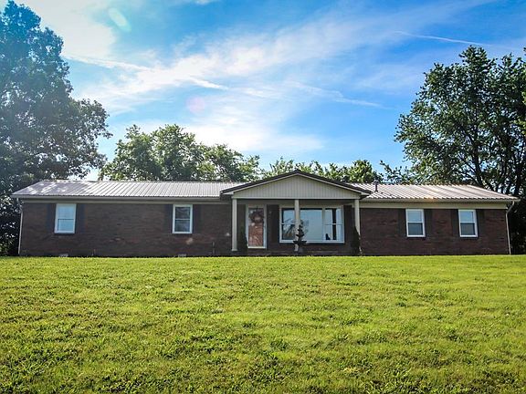 2nd image of 79 Windward Ln