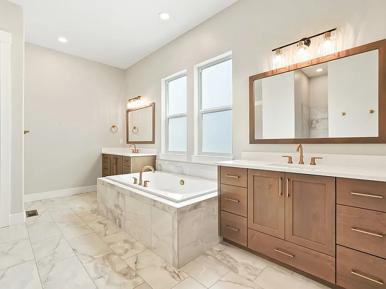 7820 W Cardinal Dr — Photo 16