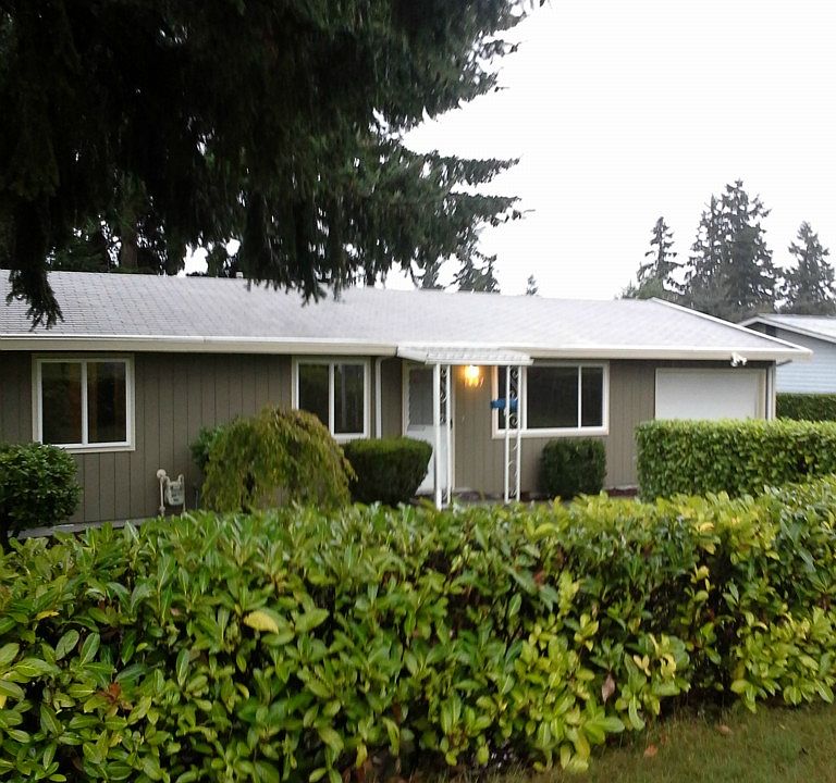 1st image of 1407 E 62nd St
