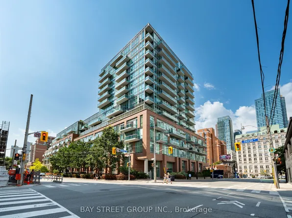 116 George St #N110, Toronto, ON M5A 3S2