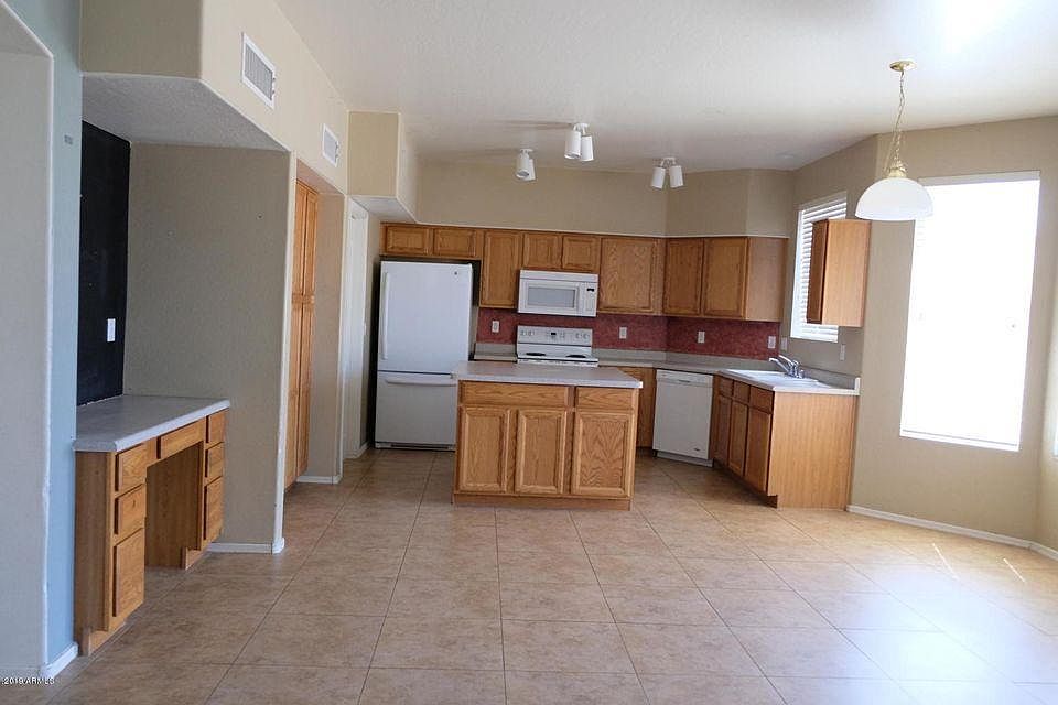 2nd image of 16806 S 42nd St