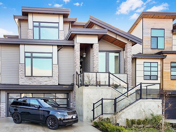 3rd image of 14932 35a Ave