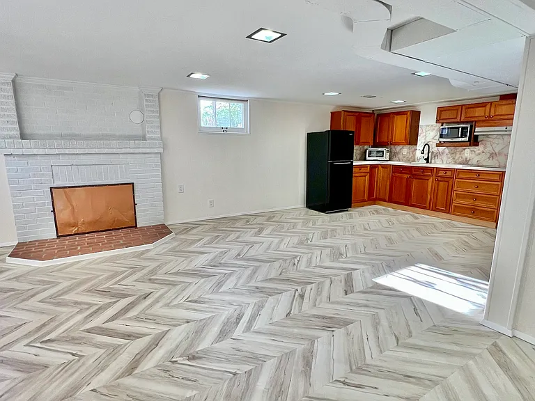 5024 SW Dawson St #1 — Photo 8