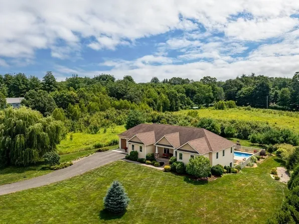 166 Bardwell St, Belchertown, MA 01007
