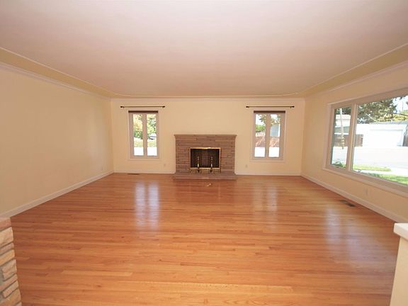 2nd image of 1603 Bel Air Ave