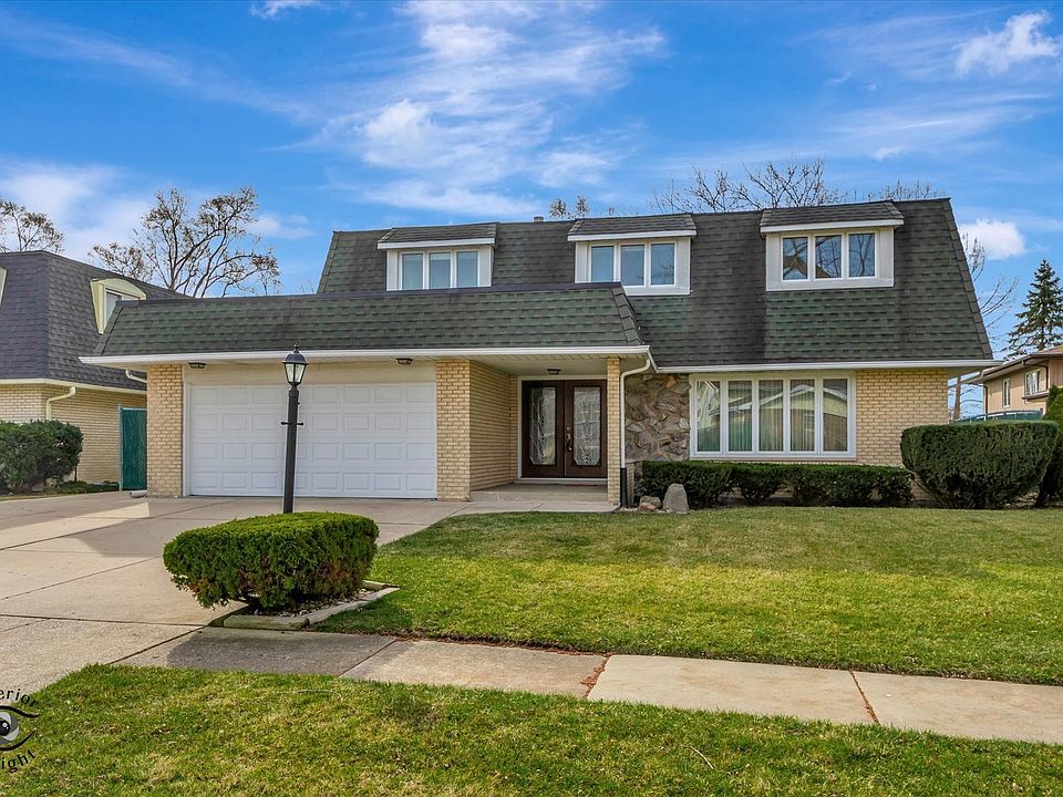 1st image of 8655 W Sun Valley Dr