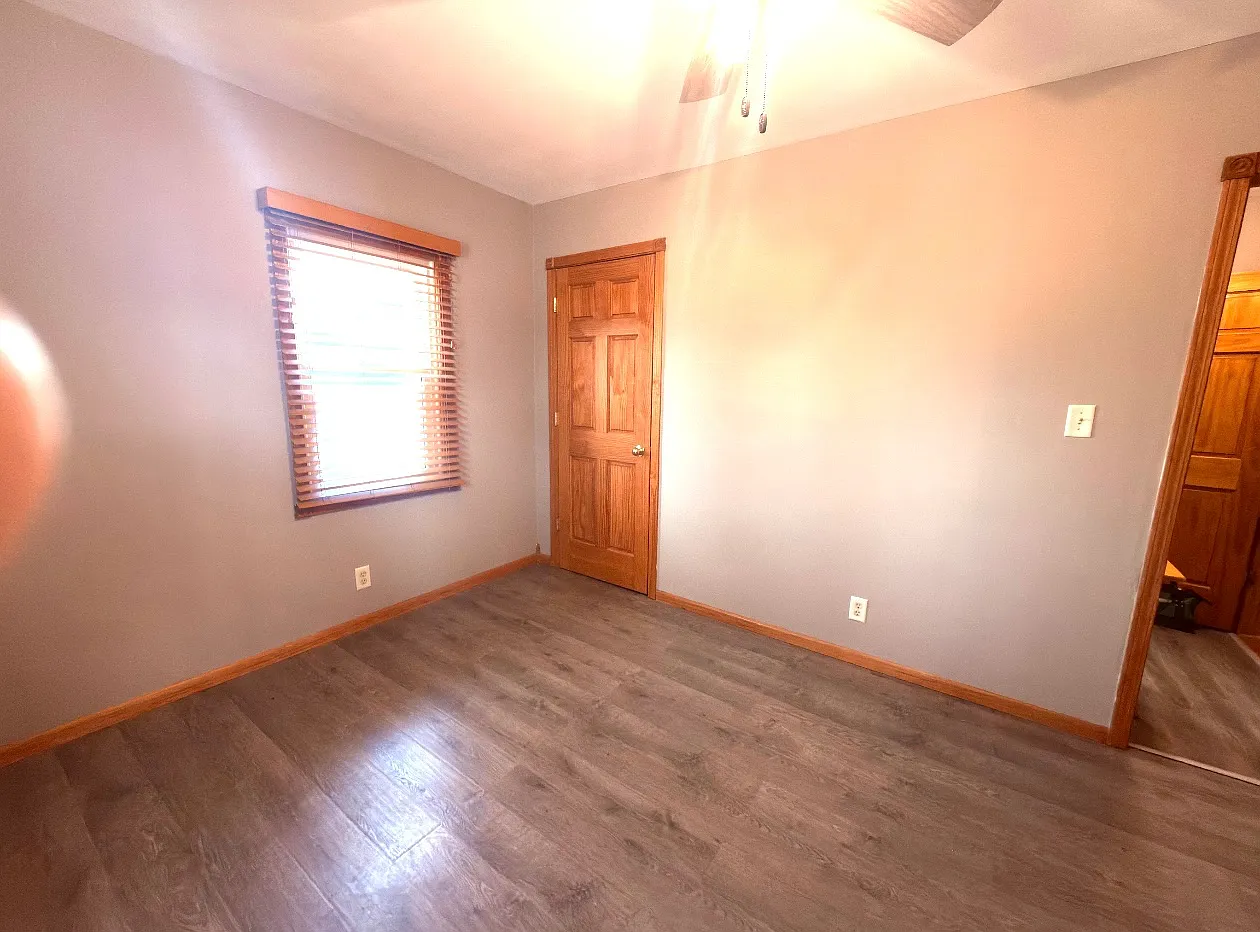 2 bed, 955 sqft, $1,650 — Photo 3