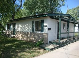 809 Morgan Ave, Waukesha, WI 53188